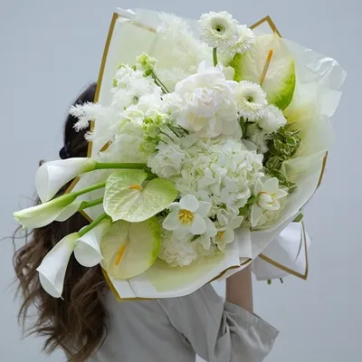 Luxury flowers delivery to Antalya