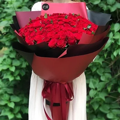 Rose arrangements for Antalya