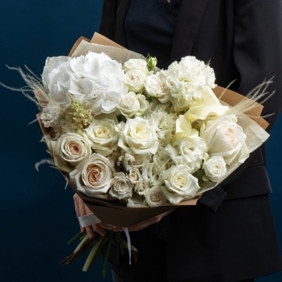 Luxury flower delivery Manavgat